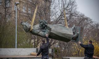 Русия мъсти на Чехия с кибератаки заради демонтирания паметник
