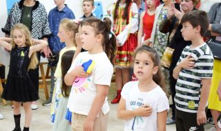 Украински деца показаха мечтите си в изложба