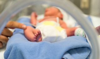 Най-недоносеното бебе на света влезе в рекордите на Гинес (ВИДЕО)