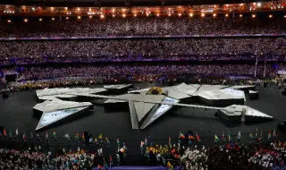 They closed the Paris Olympics in front of 70 thousand at the Stade de France 