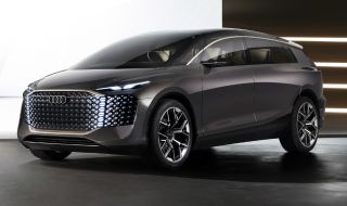Audi представи автономен миниван на ток с огромна решетка и прозрачен екран