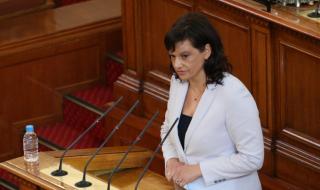 Дариткова за коронавируса у нас: Погрижихме се за по-слабите и уязвимите. Горди сме