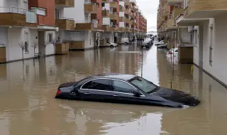 Наводнения в Косово отлагат учебната година до 12 януари