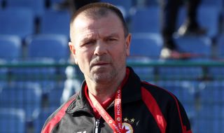 Стойчо Младенов е 14-ото назначение на Ганчев в ЦСКА