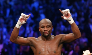 Мейуедър победи Пакиао в Лас Вегас