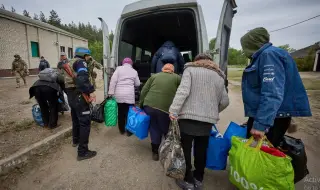 Над10 000 души евакуирани от района на Харков 