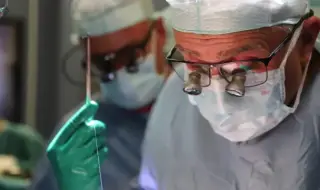 Екипи на ВМА и „Пирогов“ спасиха 9-годишно дете след изключително сложна операция