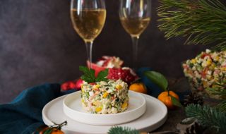 Рецепта на деня: 3 необичайни салати за Нова година