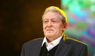 Български звезди почетоха Михаил Белчев с концерт