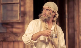 Актьорът Пенко Господинов - по докторски безжалостен във "Вуйчо Ваньо"