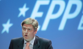 Европейската народна партия подкрепя ГЕРБ, Бойко Борисов и България