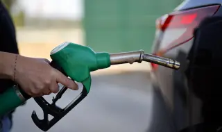 По-скъп петрол предвещава Goldman Sachs