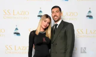 Капитанът на Лацио и съпругата му го закъса без пари