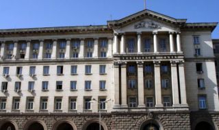 Настоящите министри продължават да вземат решения до избора на нов кабинет