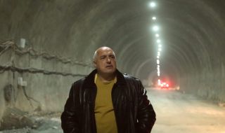 Г-н Борисов, слезте от джипа, хванете си Вашето си метро