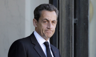Саркози леко вдигна рейтинга