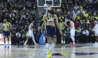 Фенербахче стигна до върха на баскетболната Евролига