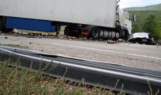 Шофьор на ТИР загина на място край Пловдив