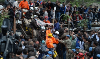 Трагедията в Сома предизвика протести в Турция
