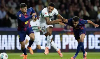 Барселона усоя да се отърси от загубата в Ел Класико с бобеда над Елче