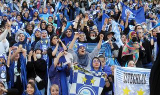 Иран отново допусна жени до клубния футбол, но все пак намери начин, за да излъже ФИФА