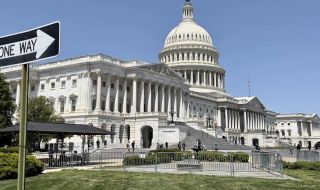 Проф. Иван Динев: Републиканците имат големи шансове за мнозинство в Камарата на представителите