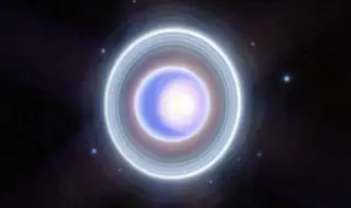 НАСА показа пръстените на Уран в невиждана досега светлина
