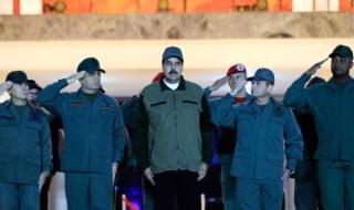 Мадуро иска армията да се справи със заговорниците