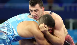 Семен Новиков на финал на европейското по борба в Тирана