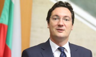 Крум Зарков: Надявах се друг да издигне Вежди Рашидов