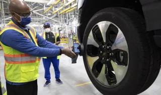 Ford спря производството на най-продавания си модел