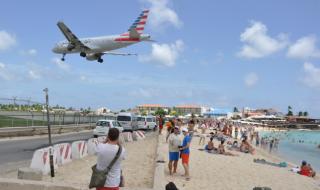 Жена загина на най-опасното летище в света