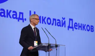 Преди края на "сглобката": Премиерът Денков отговаря на въпроси във Фейсбук