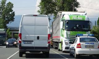 До 90 лева на камион за транзит през България