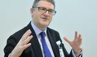 Марк Галеоти: Нито Зеленски, нито Путин искат да изглеждат като пречка за мира в очите на Тръмп