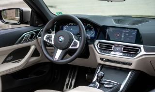 BMW започна да произвежда повечето си модели без сензорни екрани