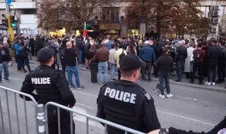 Млади медици протестираха за заплати и реформа в здравеопазването