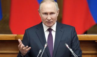 Путин е в конституционен капан