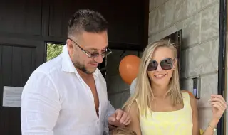 Няма да повярвате къде и какво работи жената на Коцето