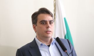 Изслушват Асен Василев в НС