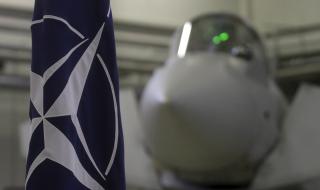 НАТО предупреди Русия: Отбраняваме небето денонощно