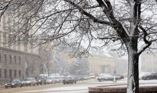 Дъждът преминава в сняг