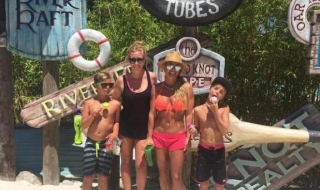 Бритни Спиърс се отдава на почивка с децата
