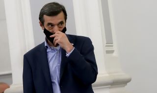 Манолов с теория за ръста на прихода от ДДС