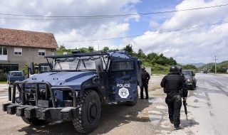 Деликатно равновесие! Граничните пунктове Ярине и Бърняк на границата между Косово и Сърбия бяха отворени за движение