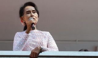 Хиляди на протест в Мианмар срещу военния преврат 