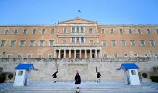 Гърция очаква голям транш от ЕС