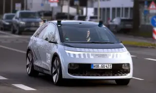 VW тръгва по стъпките на Tesla и Cybercab