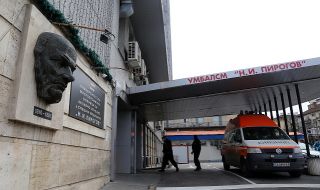 Изписаха проф. Балтов от "Пирогов" 