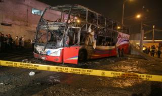 Зловещ пожар в двуетажен автобус